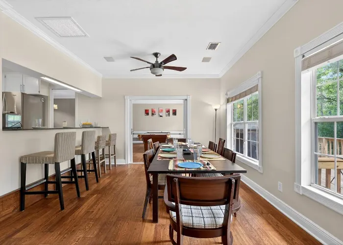 Sprawling 5br Oasis Near Fsu & Trails *