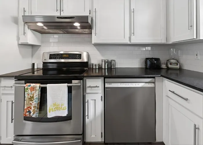 Sprawling 5br Oasis Near Fsu & Trails Ferienhaus *