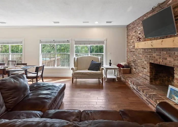 Sprawling 5br Oasis Near Fsu & Trails Tallahassee