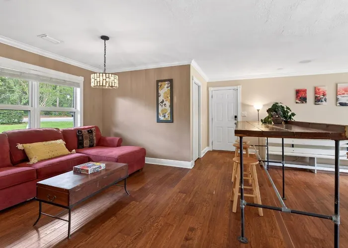 Sprawling 5br Oasis Near Fsu & Trails Ferienhaus